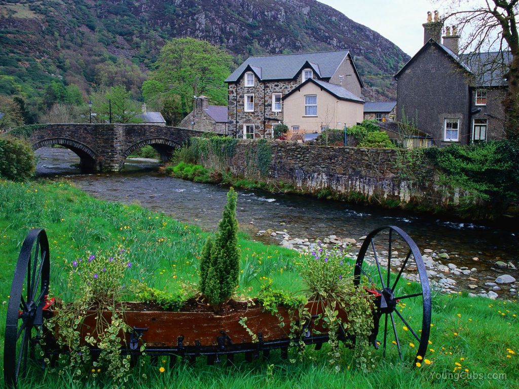 Stone Village of Beddgelert, Snowdonia National Park, Gwynedd, Wales